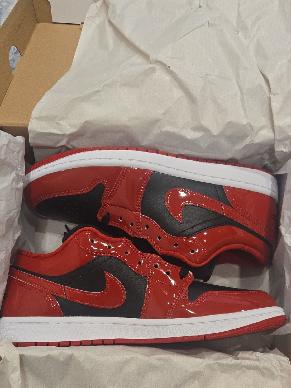 Nike Red and Black Low-Top Sneakers